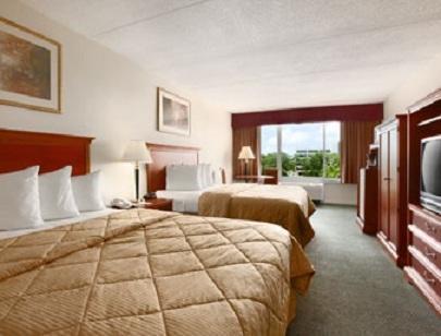 Baymont Inn & Suites Clearwater Kamer foto